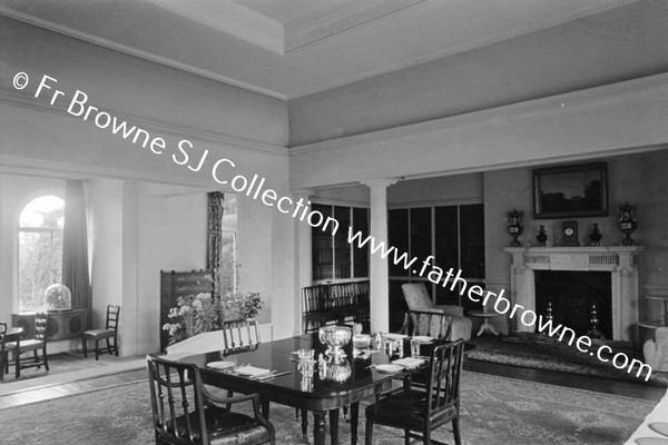 ABBEYLEIX HOUSE  ENTRANCE HALL